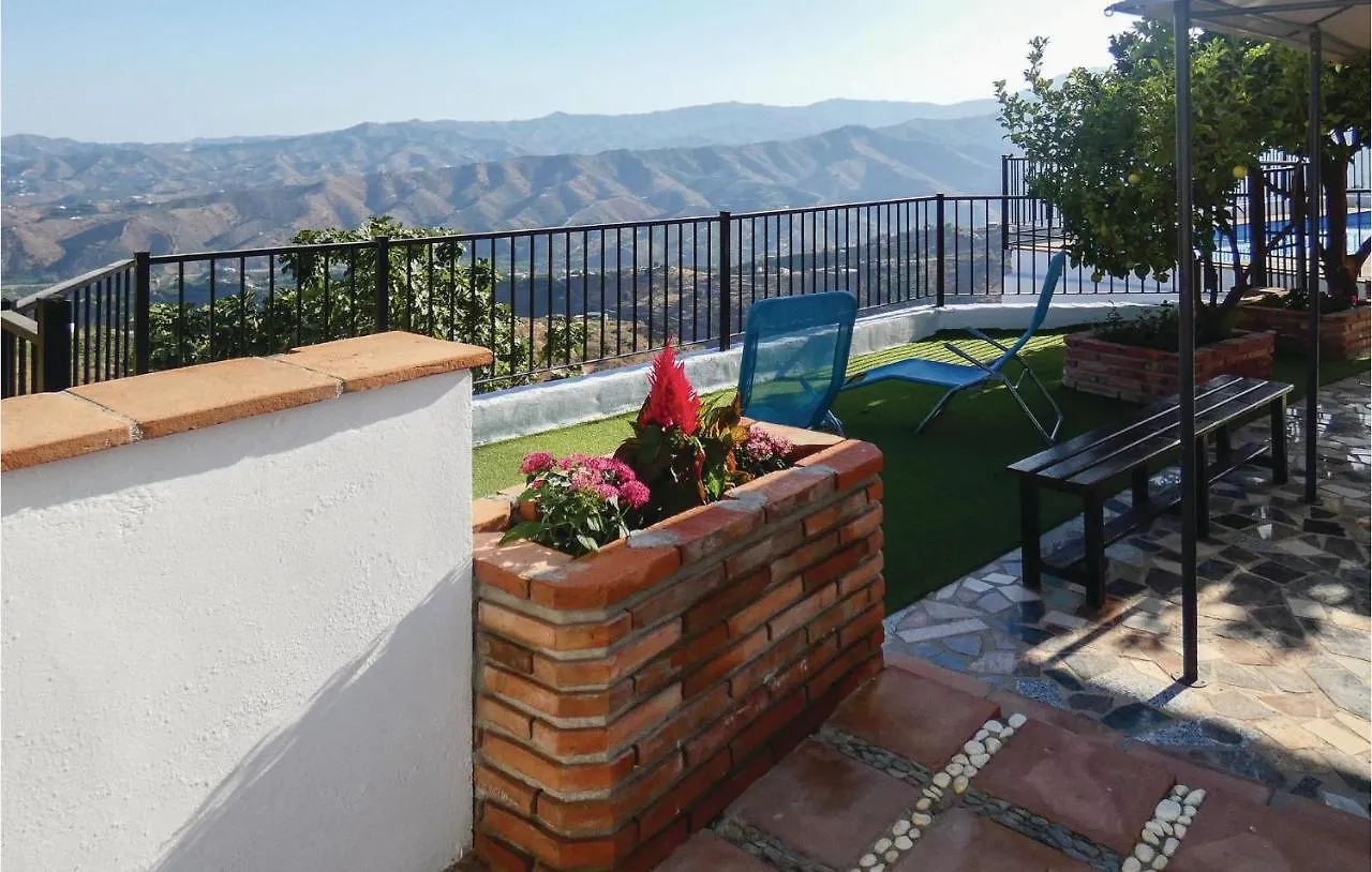 Cozy Home In Velez Malaga With Swimming Pool